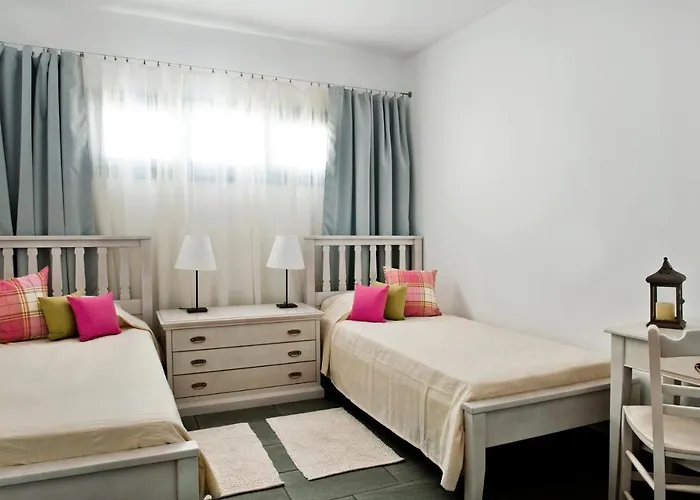 Aura Marina Santorini Apartment