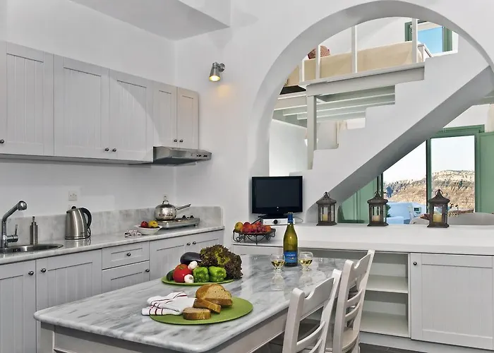 Aura Marina Santorini Apartment *